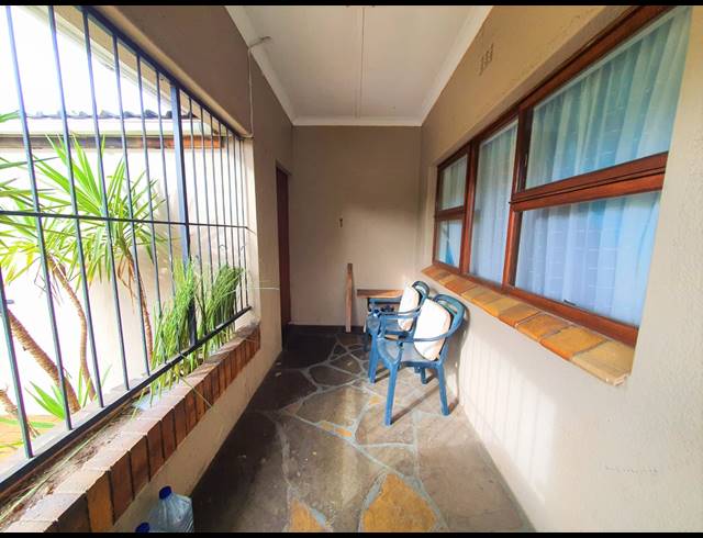 3 BEDROOM HOUSE TO LET IN RICHMOND ESTATE